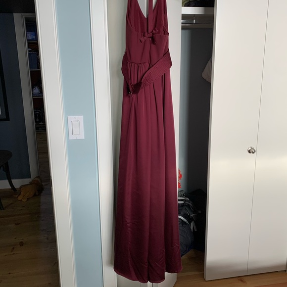 Vera Wang bridesmaid dress in Wine - Picture 4 of 5